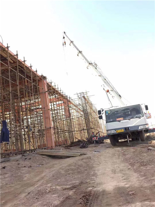 吴桥县吊车作业的安全注意事项有哪些？