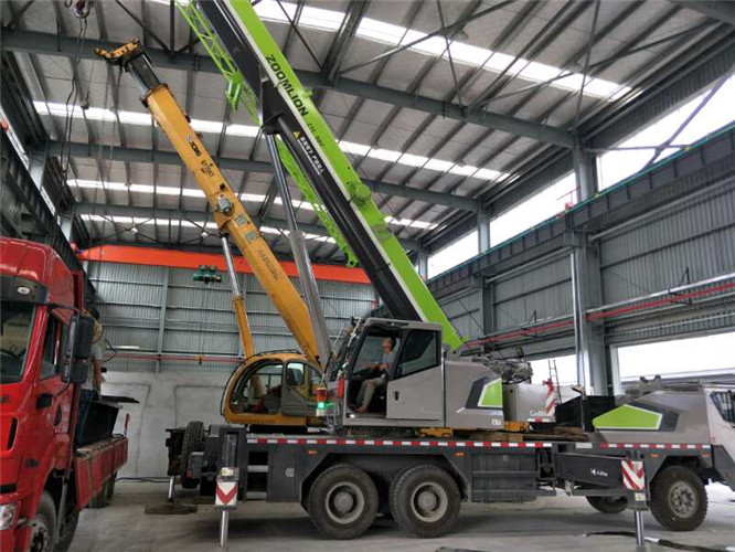 吴桥县高空车出租需要注意哪些安全事项？